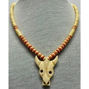Vintage 1960s Carved & Dyed Antler Cow Skull Necklace 9.5"